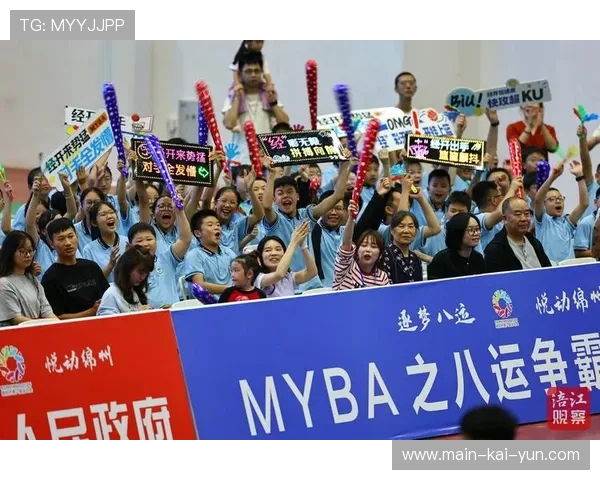 科技城新区AI新势力队绝地反击,拉拉队手拍鼓助威引爆气氛 科技城新区AI新势力队绝地反击,拉拉队手拍鼓助威引爆气氛